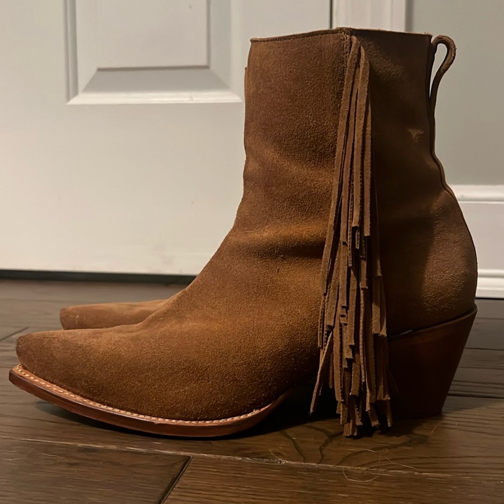 SOLD ❌❌Tecovas Georgia in Toffee Suede